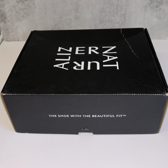 NEW| Women’s Naturalizer Bianca Espadrille Wedge Pump - Picture 13 of 13